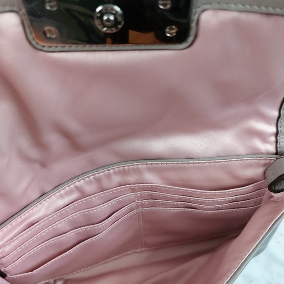 Coach Kristin Women's Weaving Elephant Gray Chain Strap LeatherMini Bag/Wristlet - Picture 5 of 10